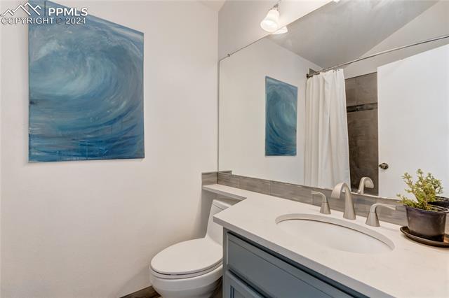 537 Rolling Hills Drive