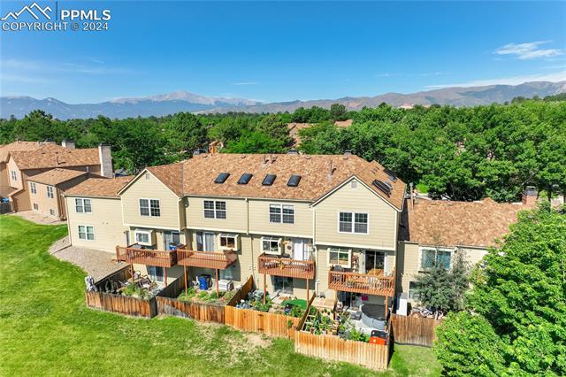 537 Rolling Hills Drive