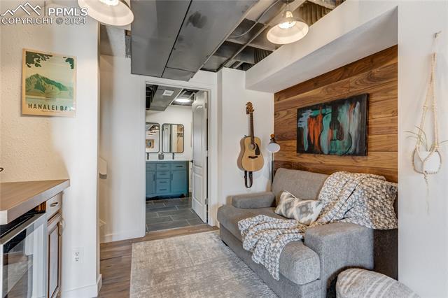 537 Rolling Hills Drive