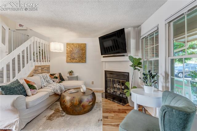 537 Rolling Hills Drive