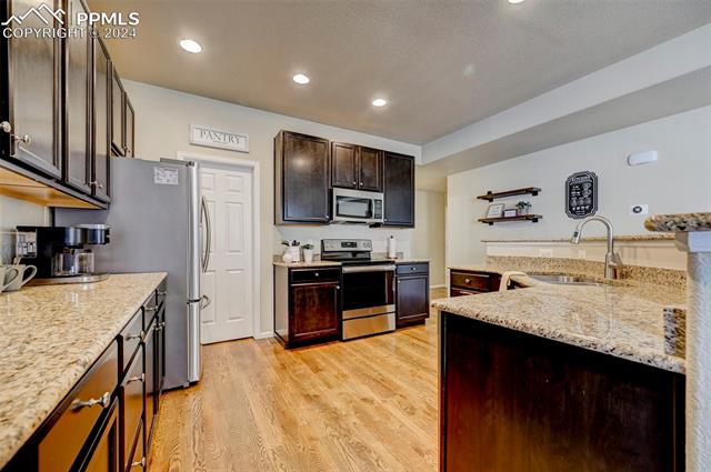 8276 Wagon Spoke Trail