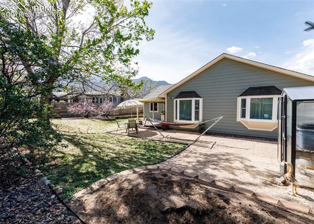 139 Palisade Circle