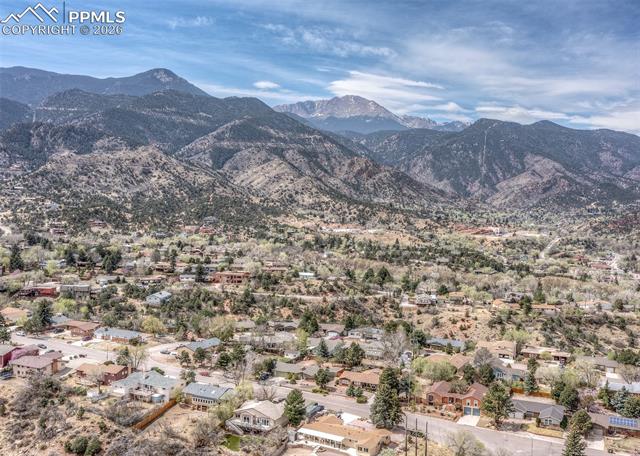 139 Palisade Circle