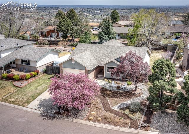 139 Palisade Circle