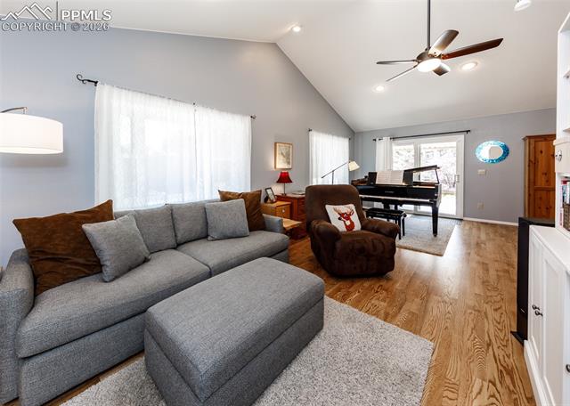 139 Palisade Circle