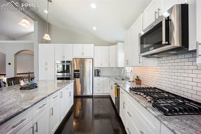 2737 Marston Heights