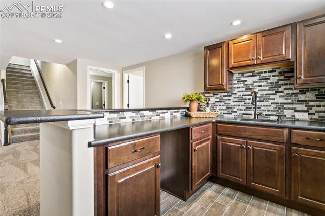 216 Kettle Valley Way