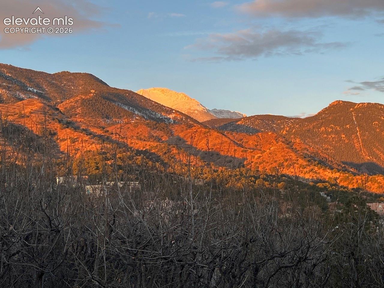 306 Sutherland Place