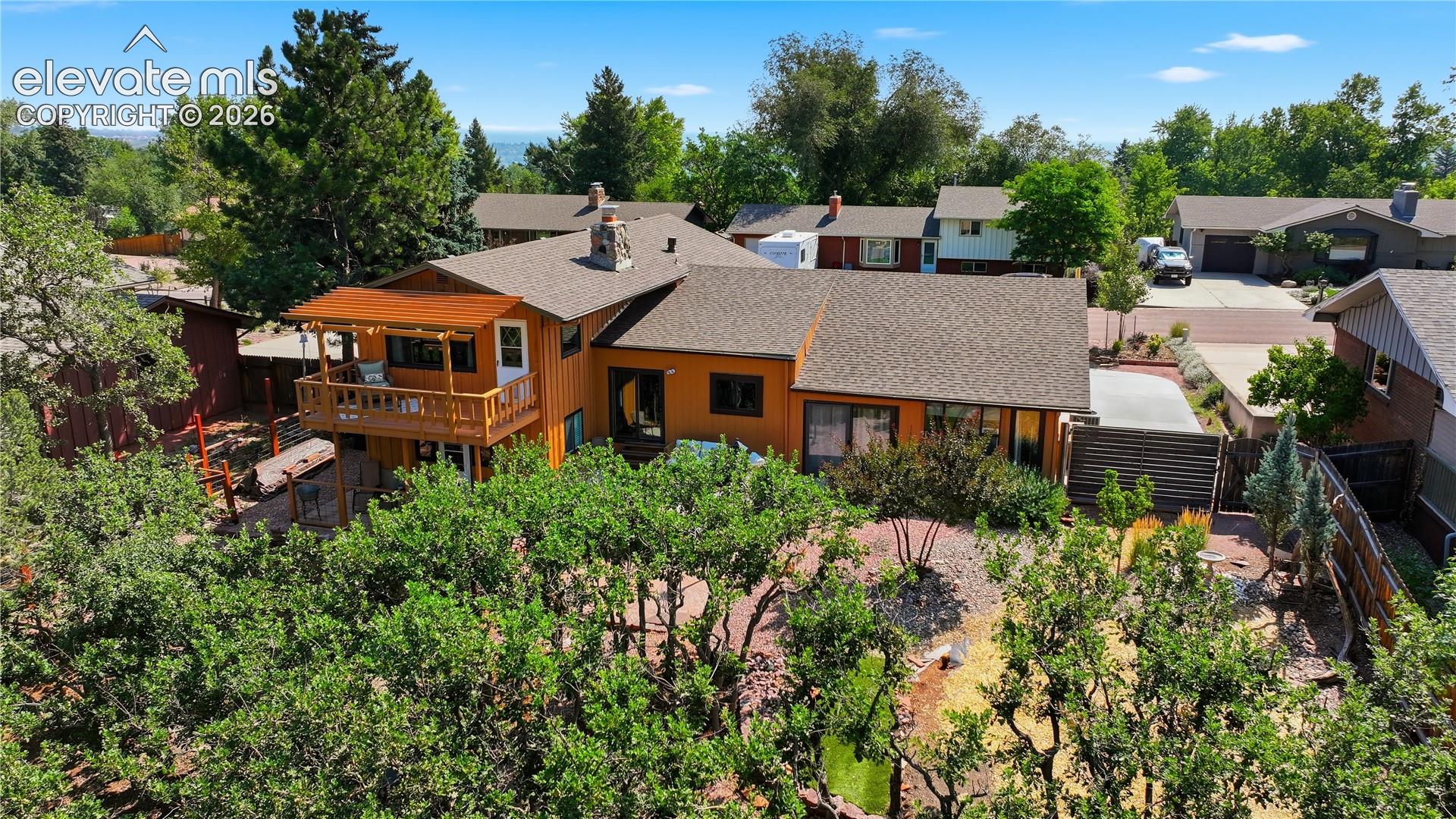 306 Sutherland Place