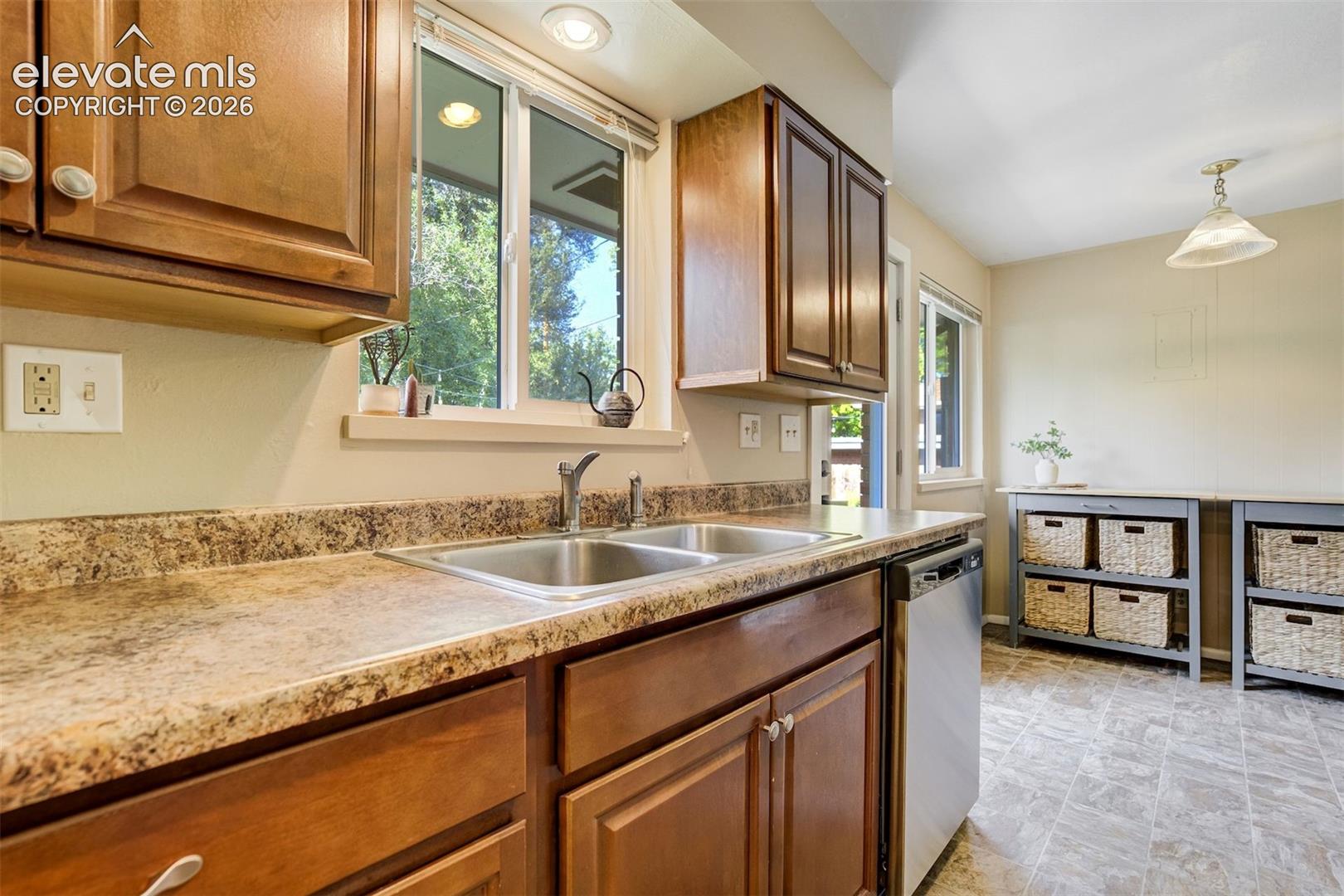 1013 Adams Drive