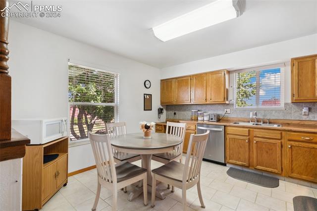 7030 Woody Creek Drive