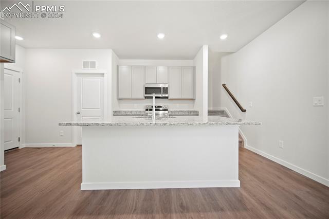 8266 Grey Bark Way