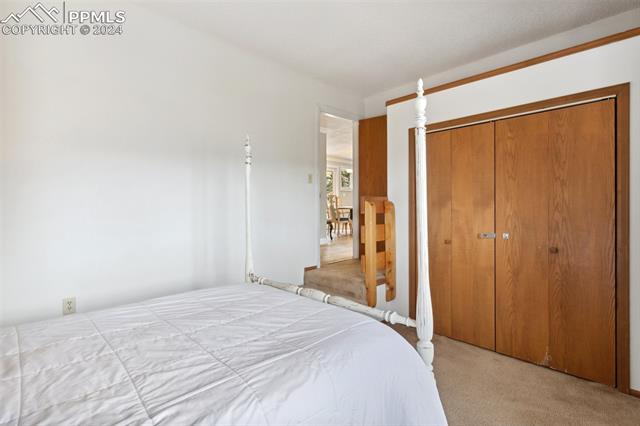 1220 Ponderosa Way
