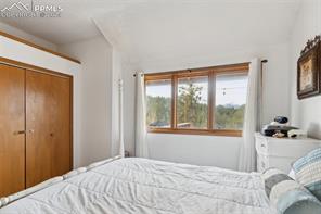 1220 Ponderosa Way