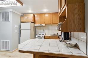 1220 Ponderosa Way