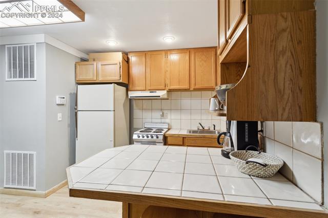 1220 Ponderosa Way