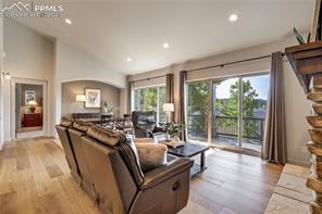 1030 Locklin Way