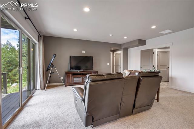 1030 Locklin Way