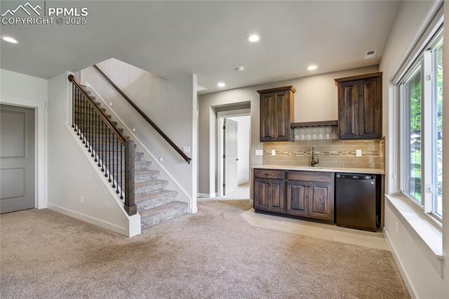 1030 Locklin Way