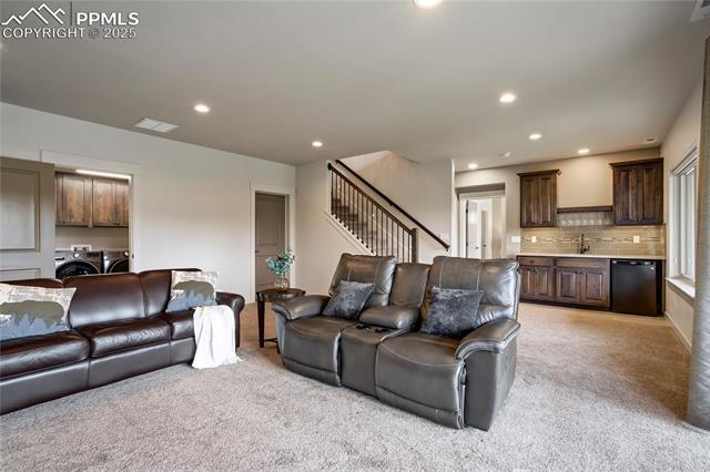 1030 Locklin Way