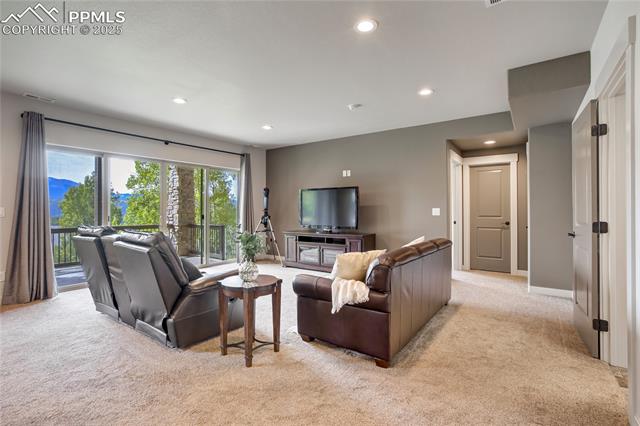 1030 Locklin Way