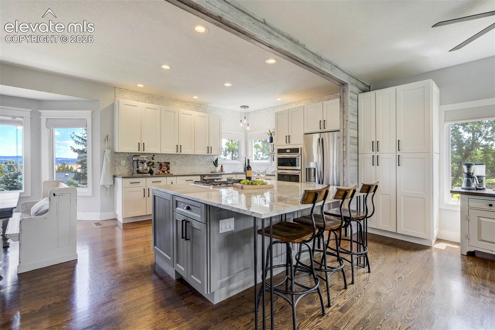 8415 Lauralwood Lane
