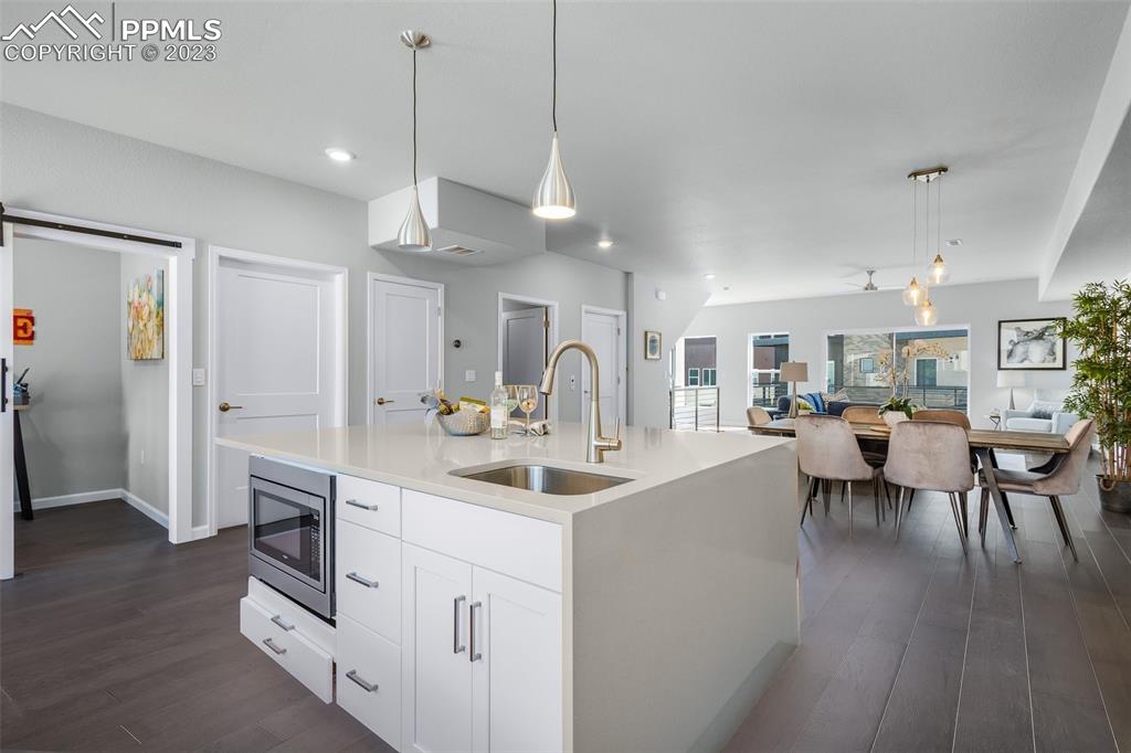 1734 Creek Edge View