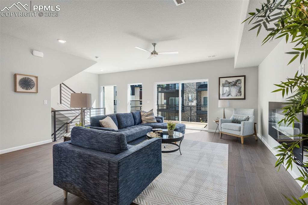 1734 Creek Edge View