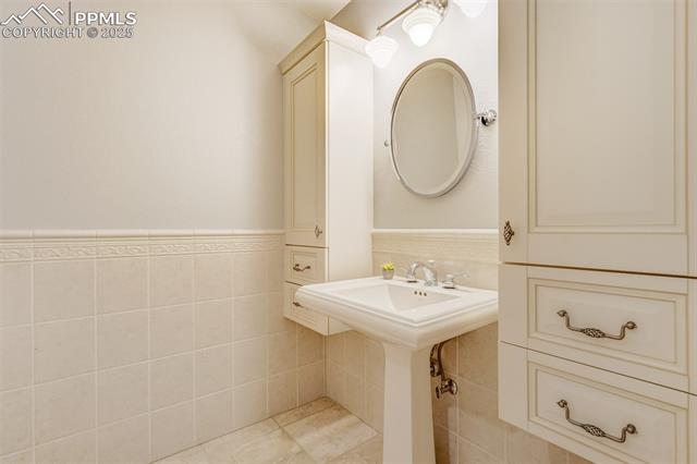 2685 St Joseph Way