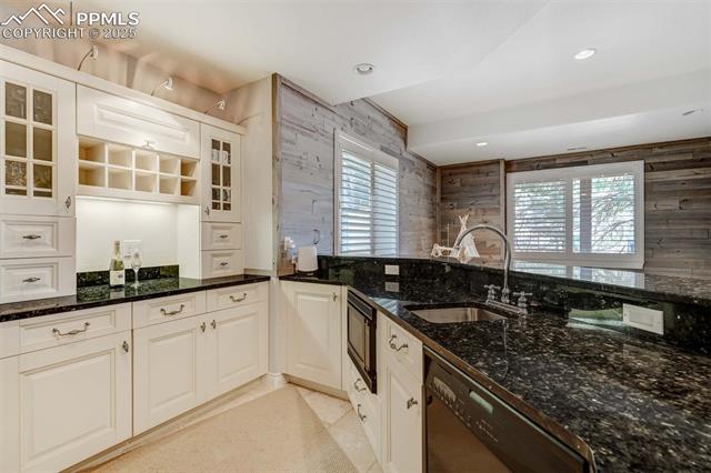 2685 St Joseph Way