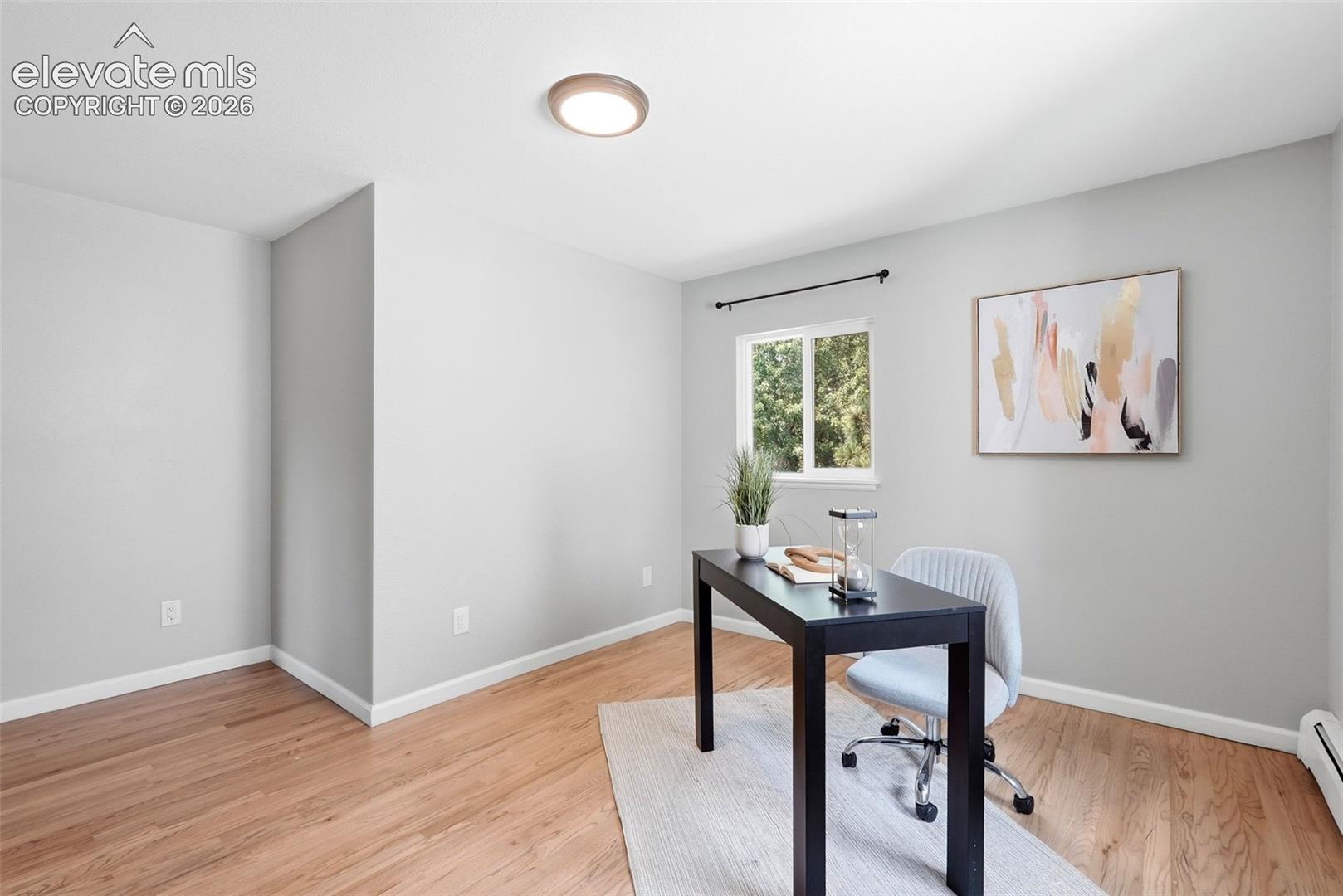 2725 Flintridge Drive