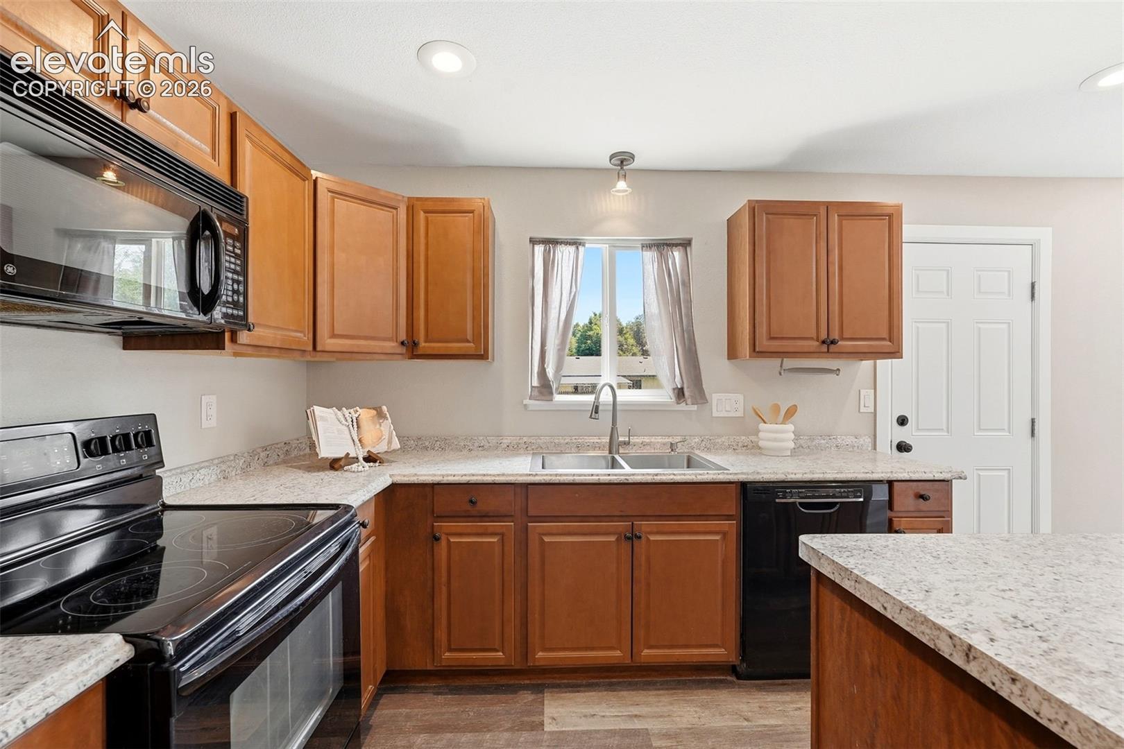2725 Flintridge Drive