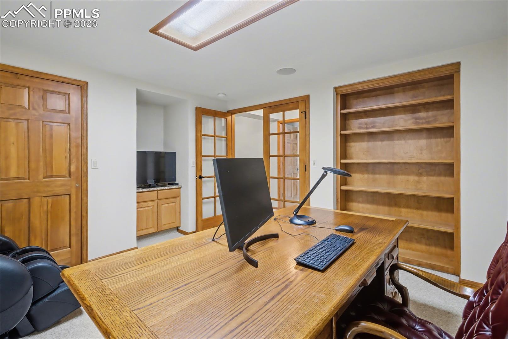 2485 Vantage Drive