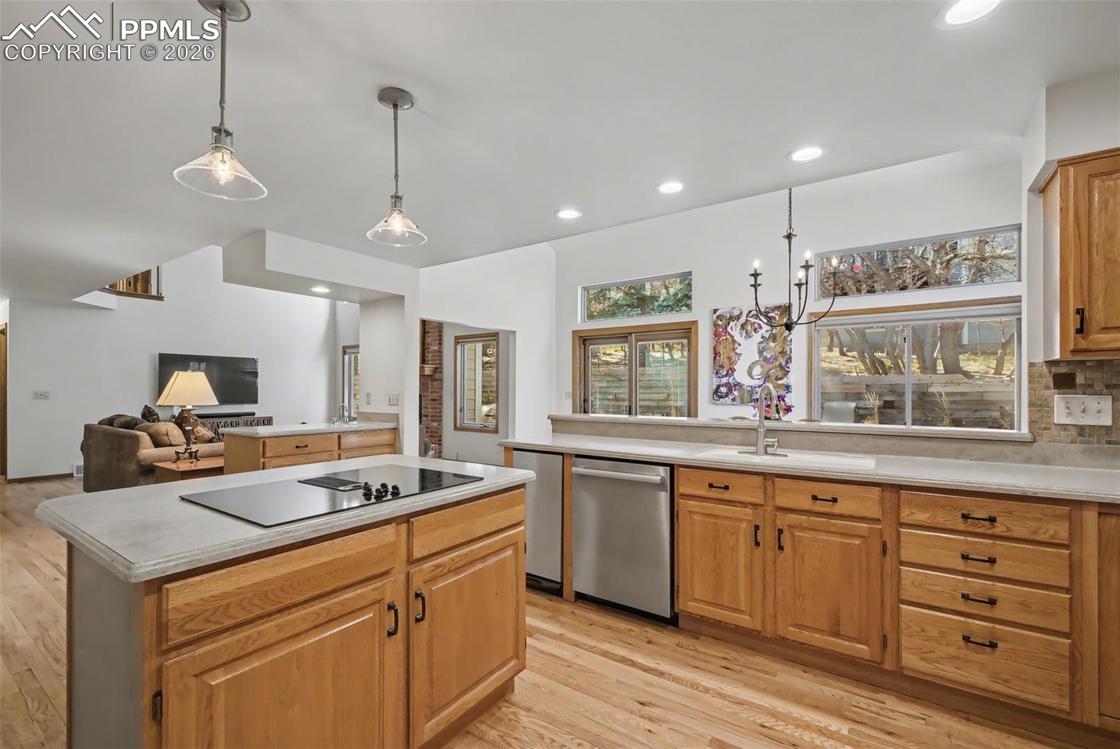 2485 Vantage Drive