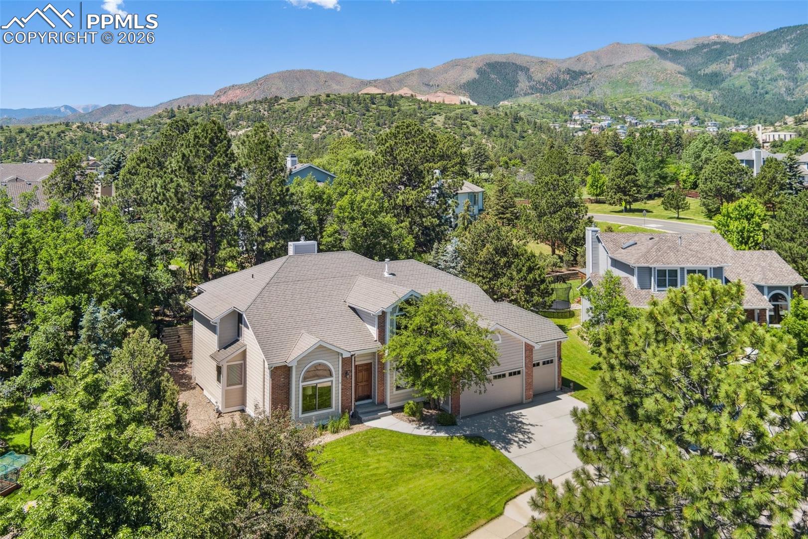 2485 Vantage Drive