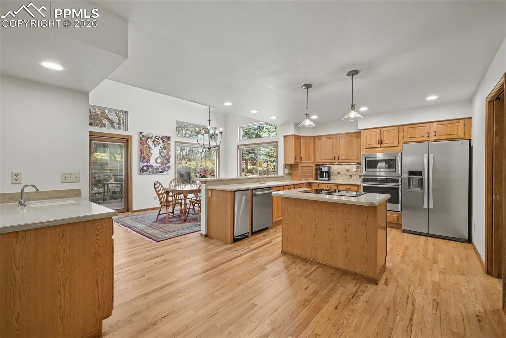 2485 Vantage Drive