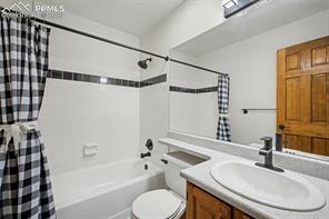 2485 Vantage Drive