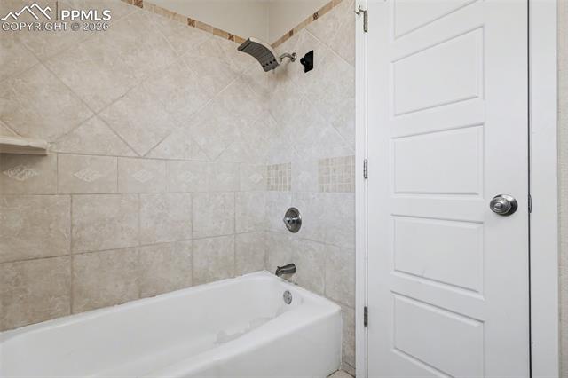 7315 Colonial Court