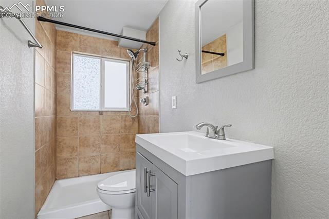 7315 Colonial Court