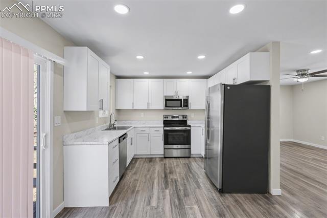 7315 Colonial Court