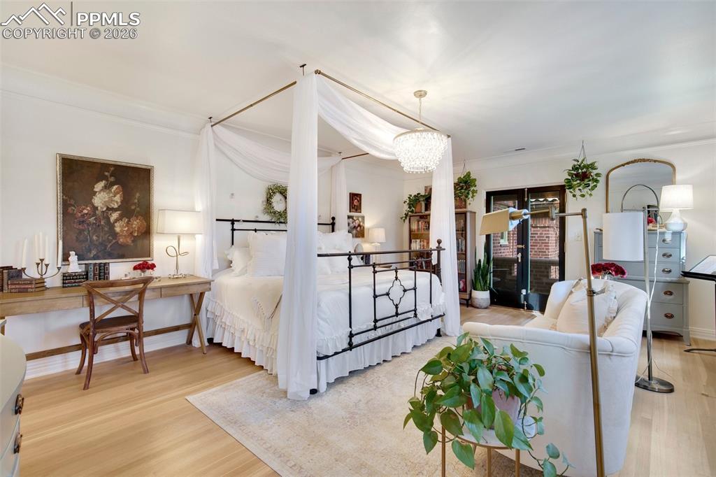 15 Elm Avenue