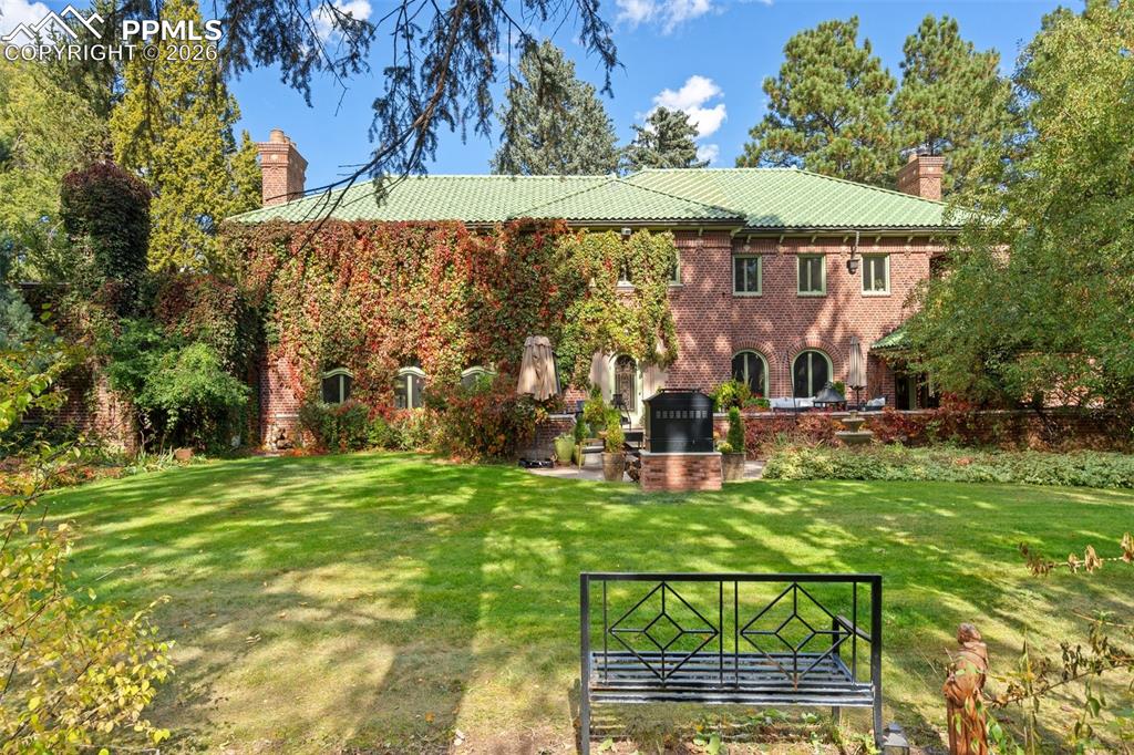 15 Elm Avenue