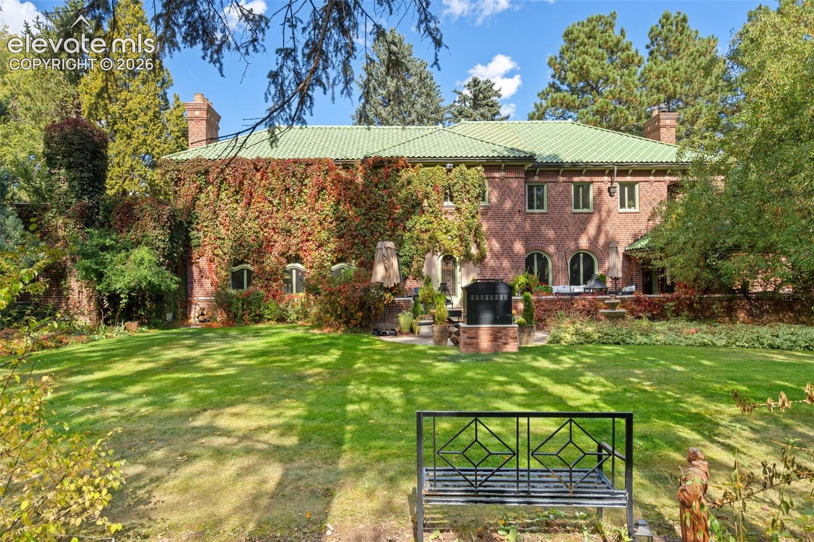 15 Elm Avenue