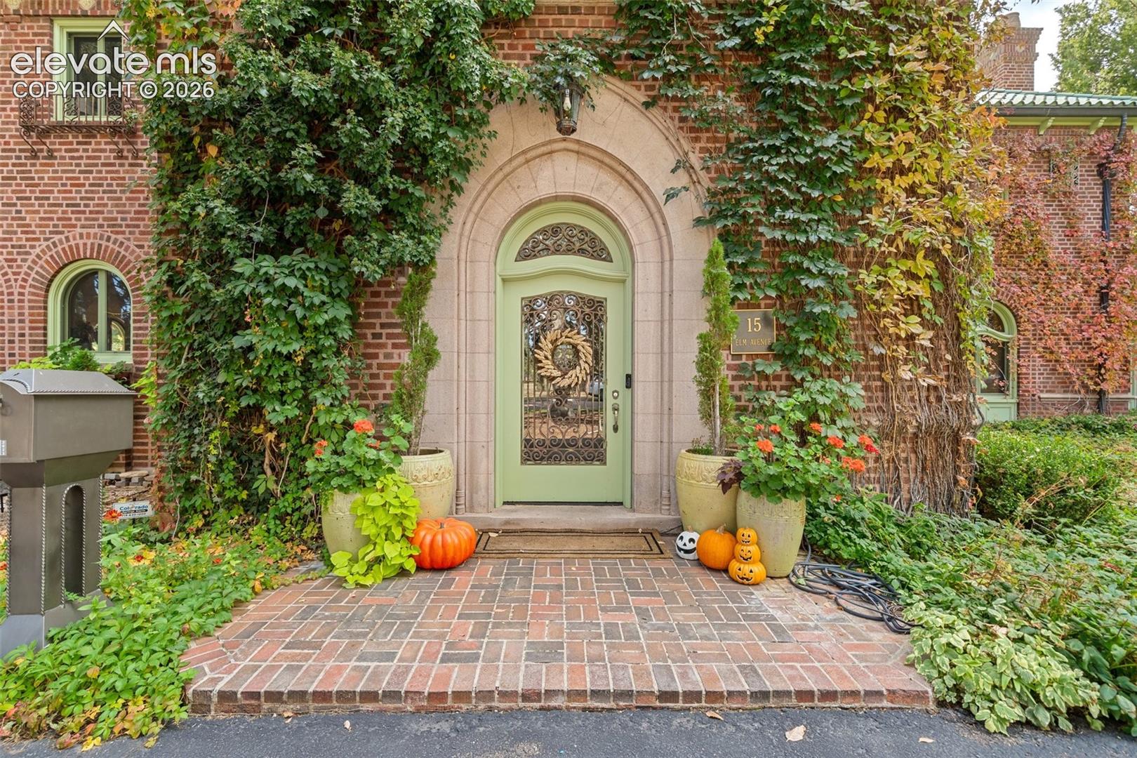 15 Elm Avenue