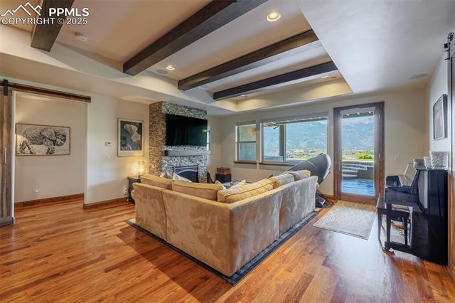 2746 Cathedral Rock View