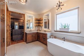 2746 Cathedral Rock View