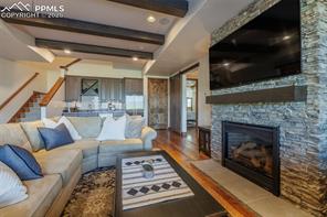 2746 Cathedral Rock View