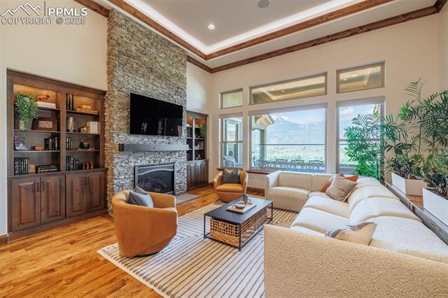 2746 Cathedral Rock View