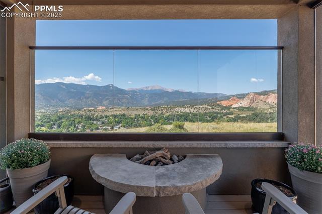 2746 Cathedral Rock View