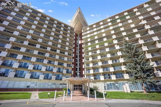 411 Lakewood Circle B533